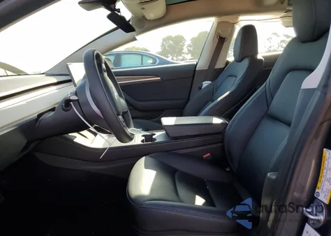 2023 Tesla Model 3 z USA, uszkodzony, nr VIN 5YJ3E1EA6PF681833